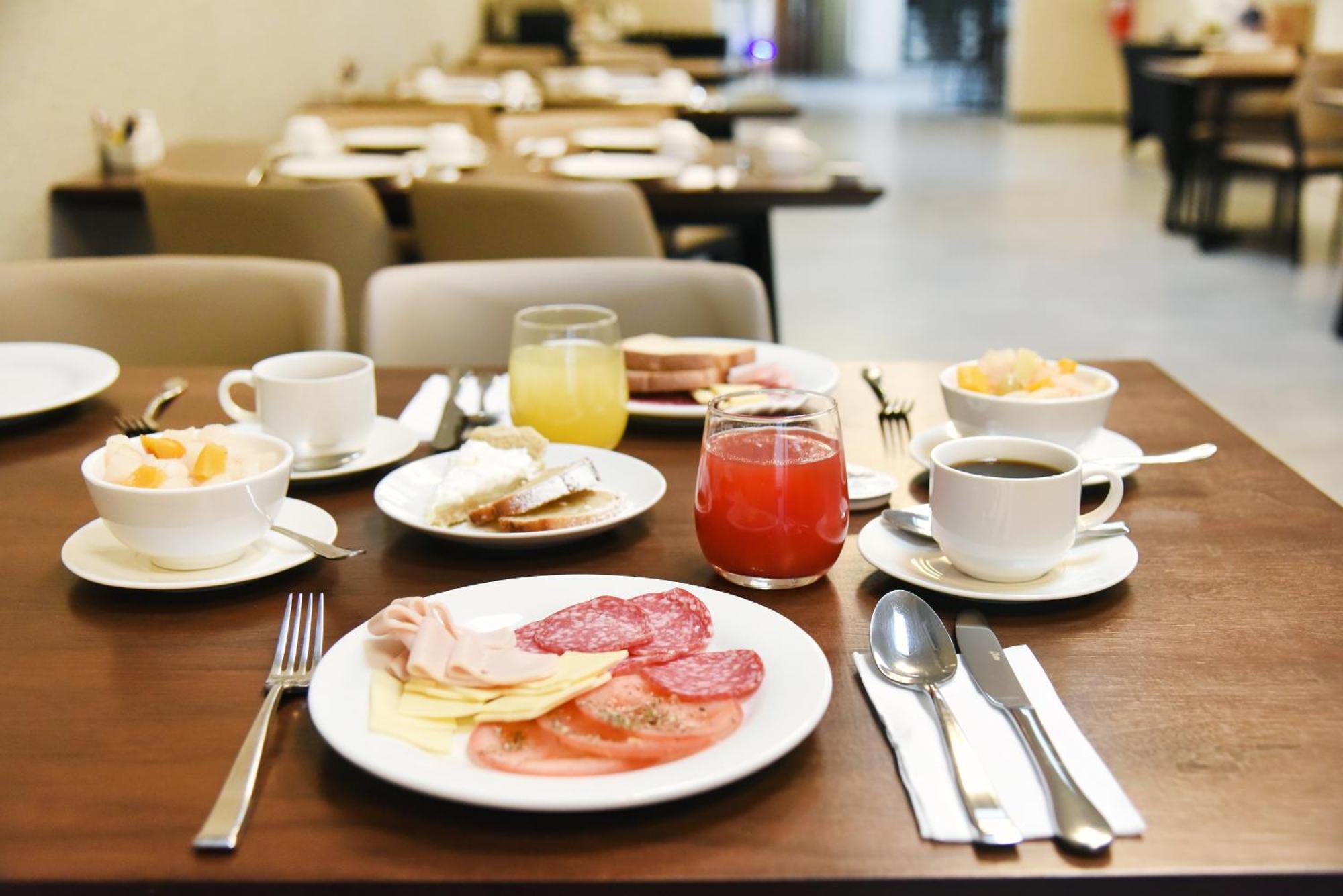 Hotel Hw Express Santiago Dış mekan fotoğraf