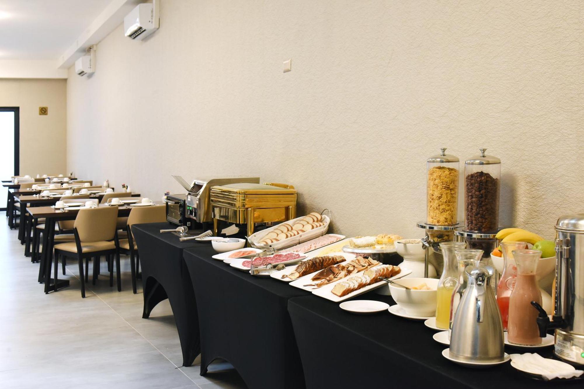 Hotel Hw Express Santiago Dış mekan fotoğraf